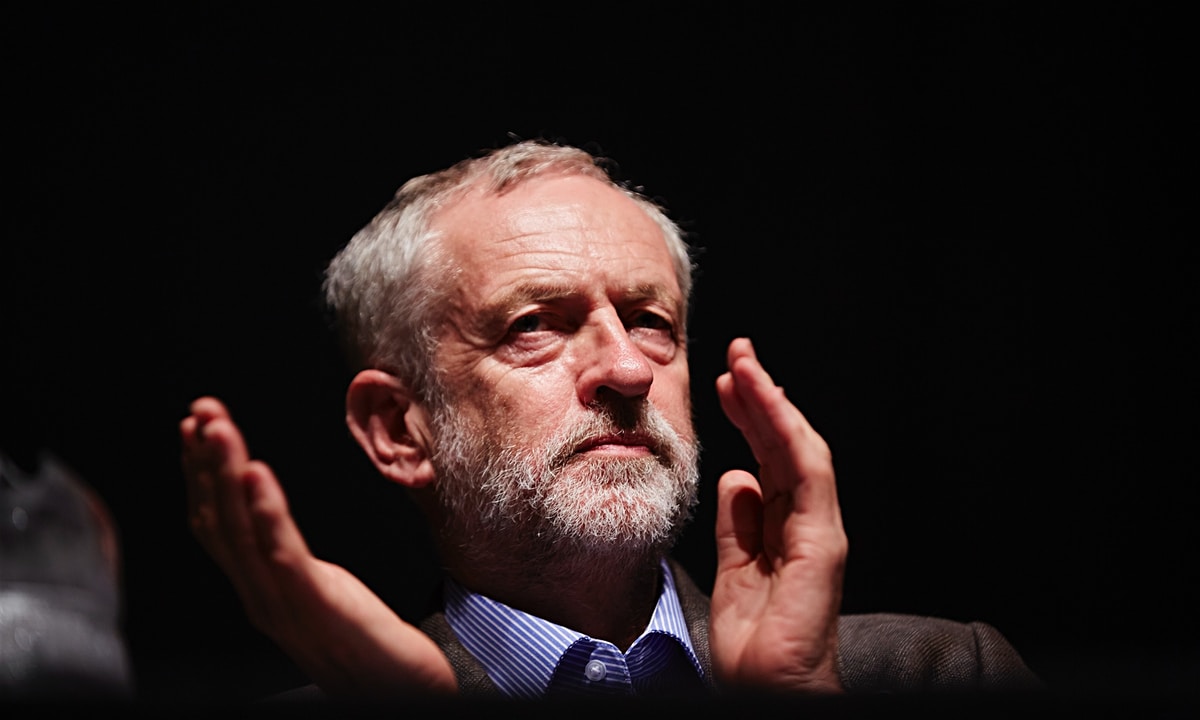 Thumbnail for Jeremy Corbyn wins economists' backing for anti-austerity policies